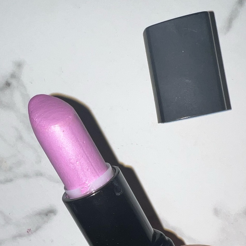 Barry M 129 palest lavender lipstick